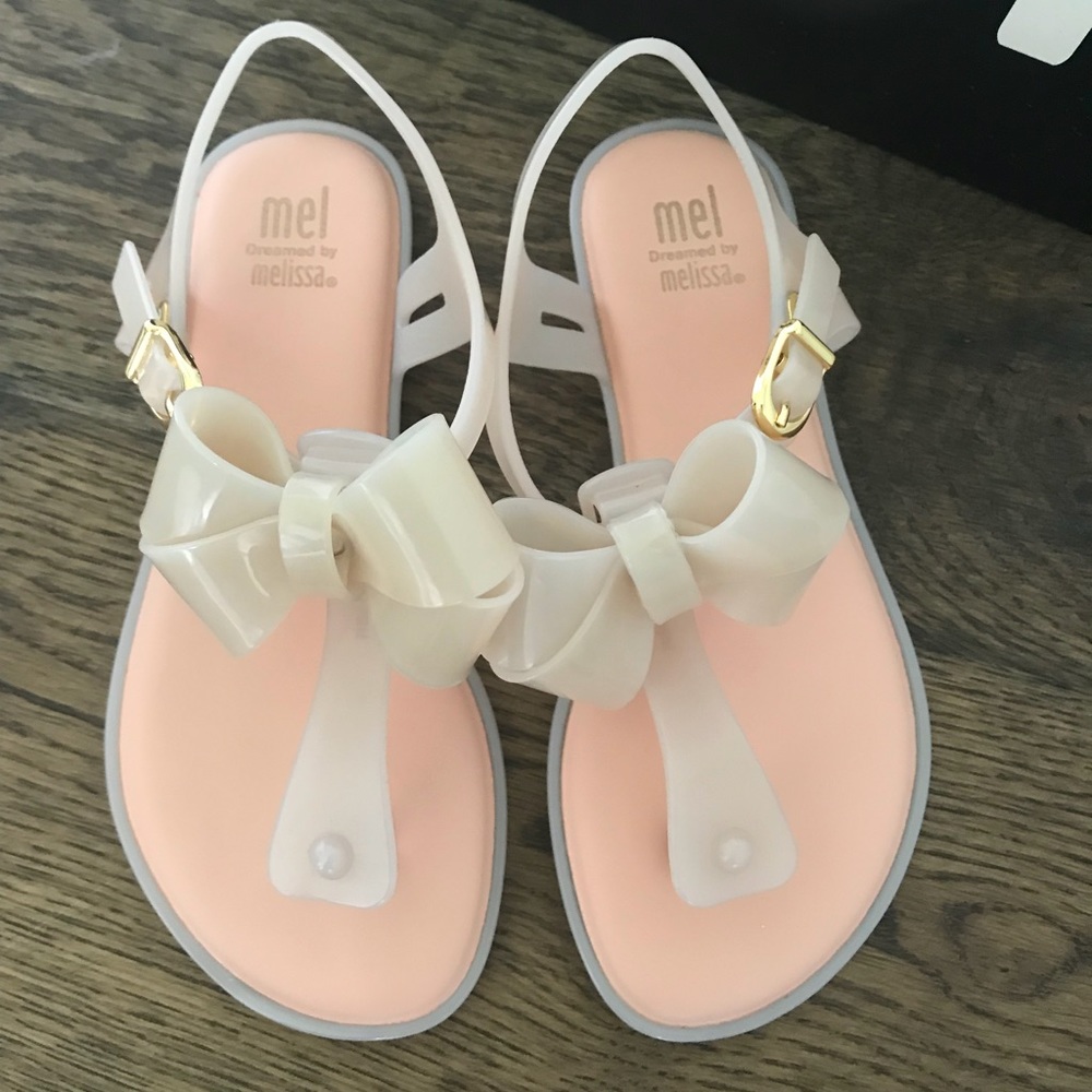 NWT! Mini Melissa Mel T-strap Jelly Sandal (girls)